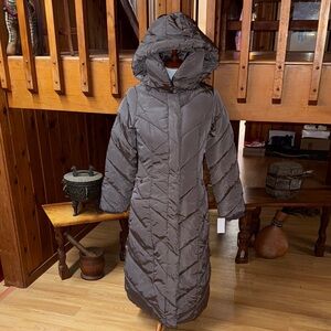 Steve Madden NWT NEW size XS Long Hooded Puffer Coat in Gray parka